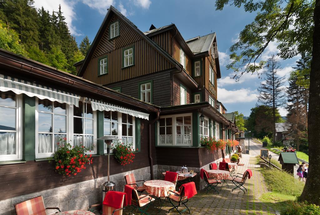 波德加萨尼酒店 Špindlerŭv Mlýn 外观 照片